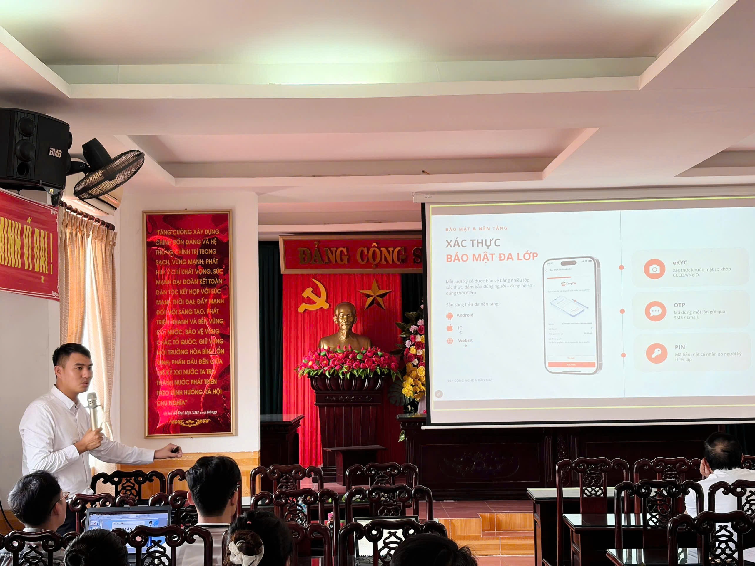 Bệnh viện Đa khoa Hải Hậu bước đầu triển khai chữ ký số, hướng tới bệnh viện không giấy tờ